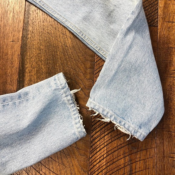 GRLFRND 25 Karolina destroyed denim jean - Picture 5 of 10